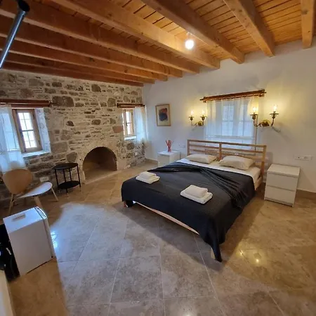 Hotel Madran Evi
